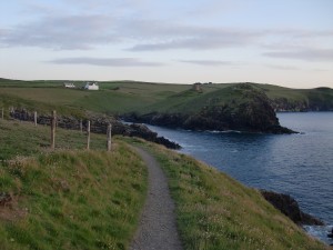 Cornwall_Doyden Csstle and house from cliffs