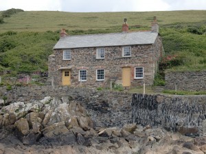 Cornwall_Quay Cottage from beach