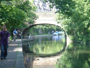 canal-boats-londen-3(p-activity,2589)(c-0) (1)